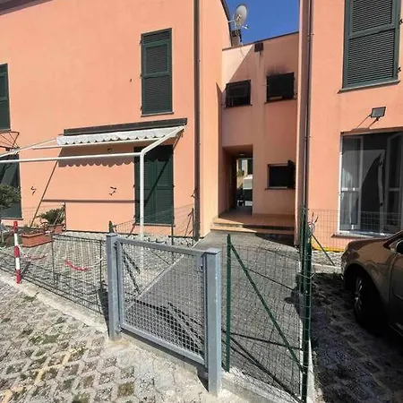 Casa Petros アパート